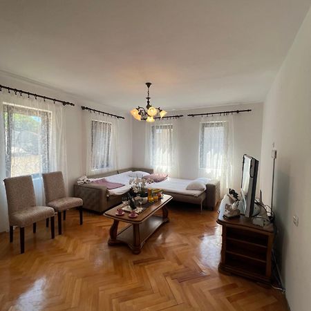 City Heart Apartments Улцинь Екстер'єр фото