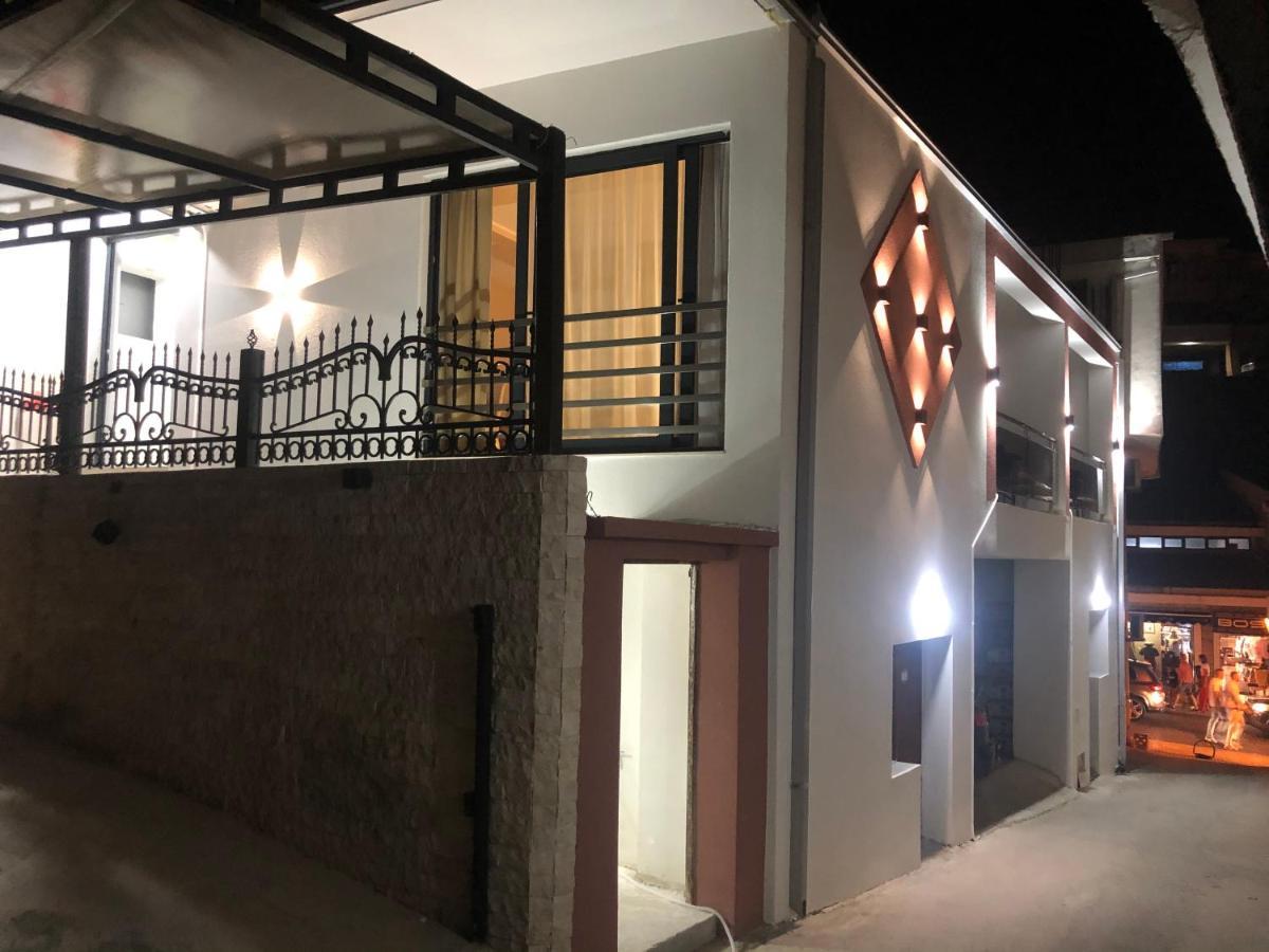 City Heart Apartments Улцинь Екстер'єр фото