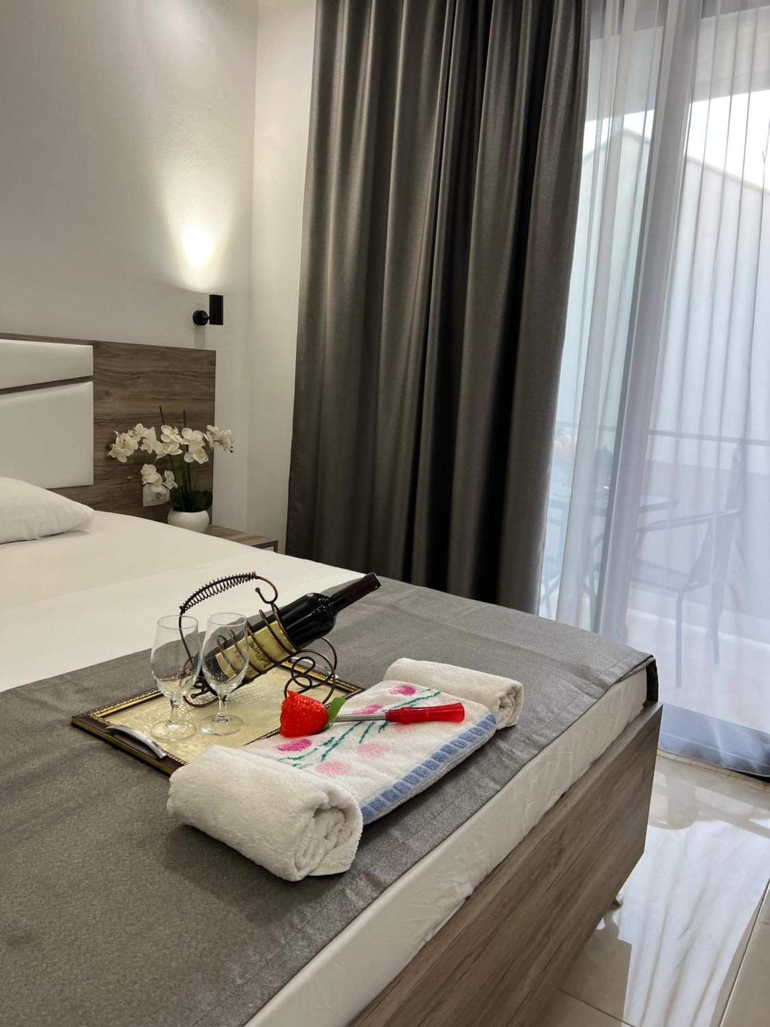 City Heart Apartments Улцинь Екстер'єр фото