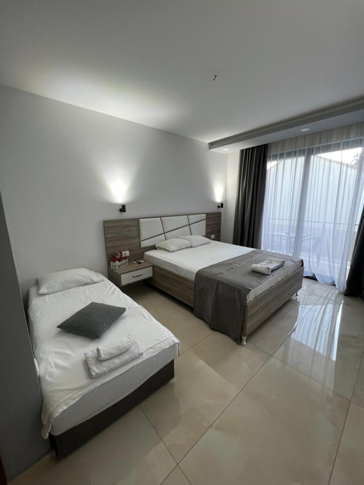 City Heart Apartments Улцинь Екстер'єр фото