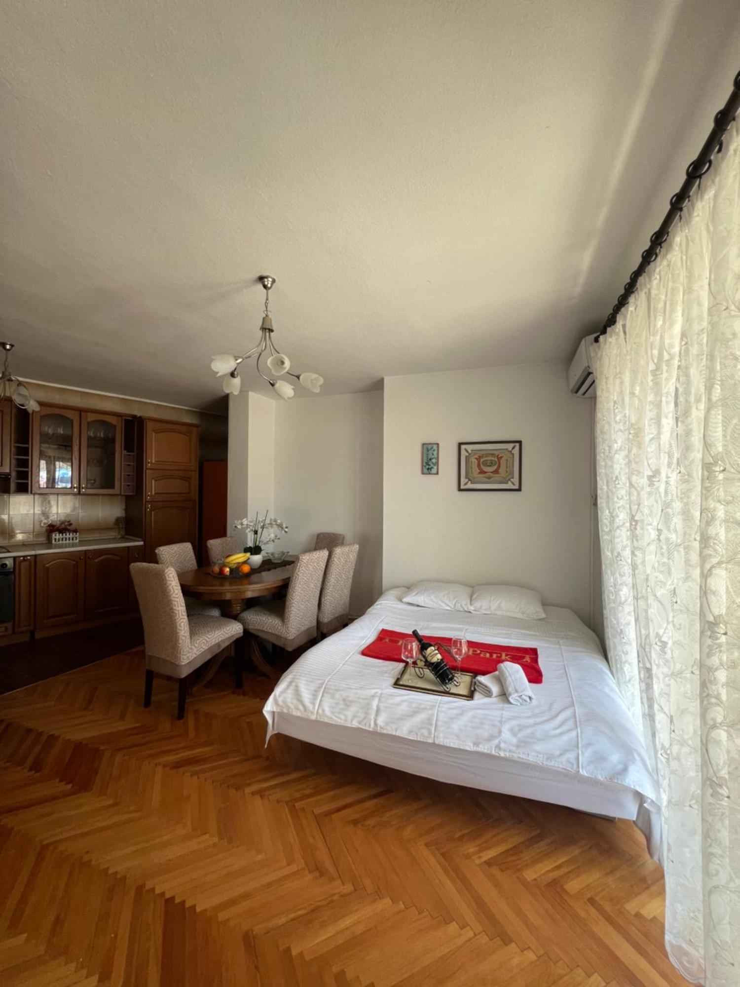 City Heart Apartments Улцинь Екстер'єр фото