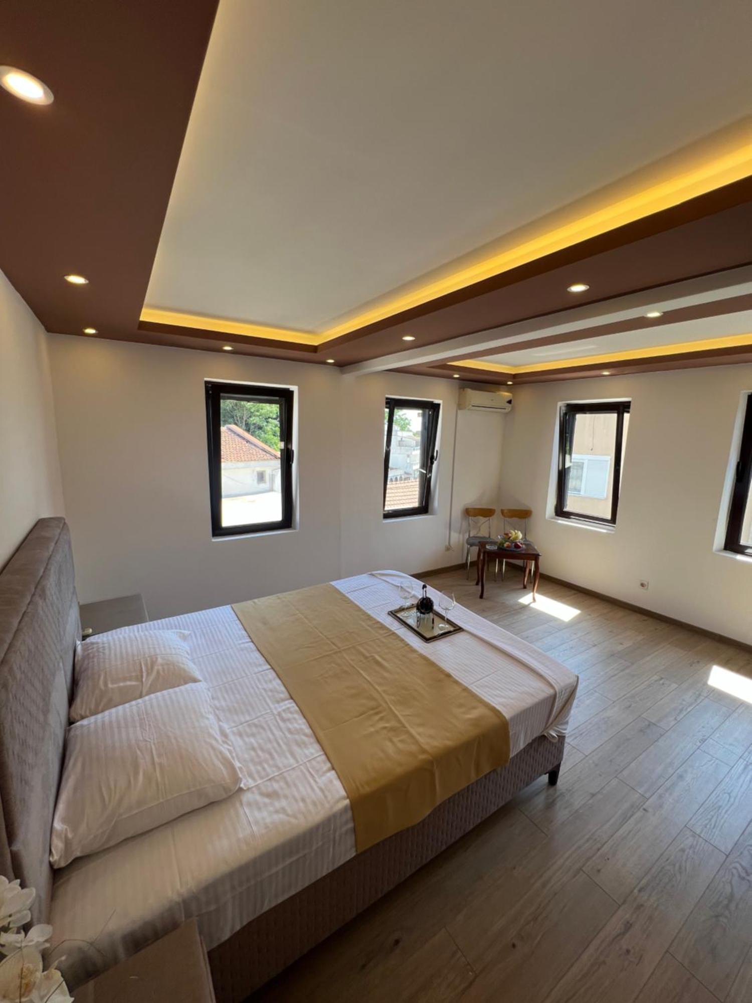City Heart Apartments Улцинь Екстер'єр фото