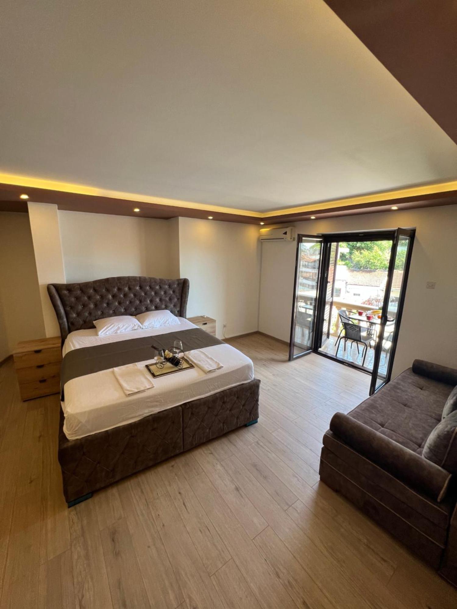 City Heart Apartments Улцинь Екстер'єр фото